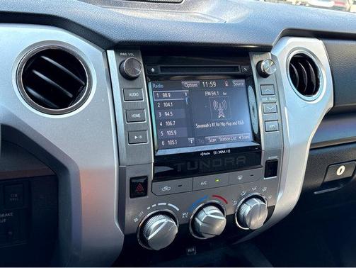 2017 Toyota Tundra SR5