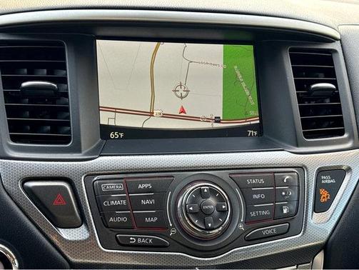 2020 Nissan Pathfinder SL 2WD