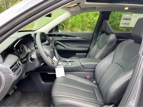 2025 INFINITI QX60 Pure