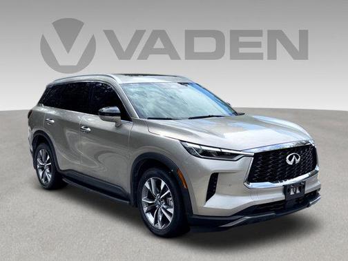 2022 INFINITI QX60 Luxe