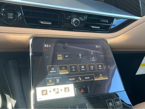 2025 INFINITI QX80 SENSORY AWD