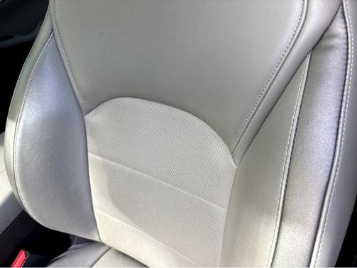 2024 INFINITI QX50 LUXE