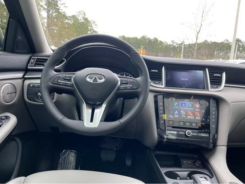 2025 INFINITI QX50 Luxe AWD