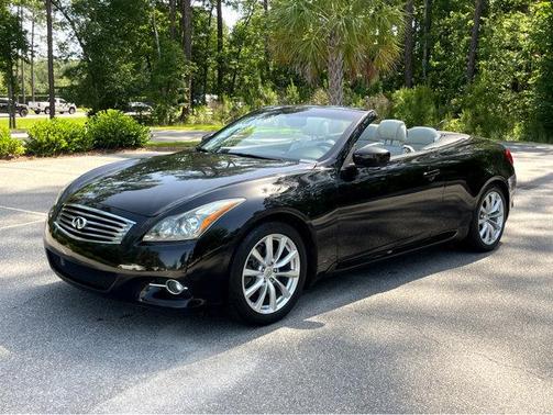 2011 INFINITI G37 Base
