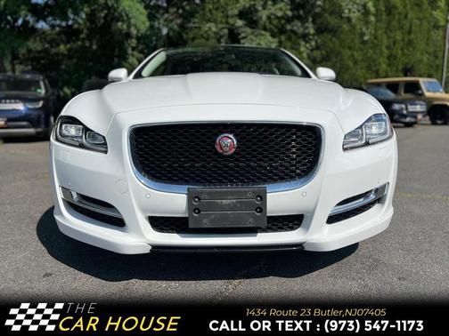 2016 Jaguar XJ XJ R-Sport