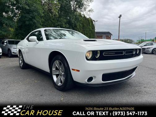 2015 Dodge Challenger SXT