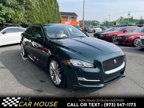 2017 Jaguar XJ XJ R-Sport