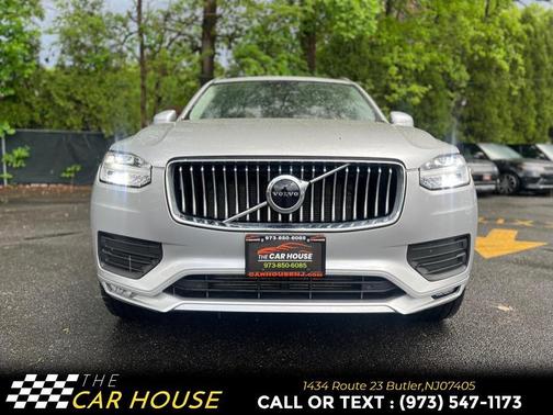 2020 Volvo XC90 T5 Momentum 7 Passenger