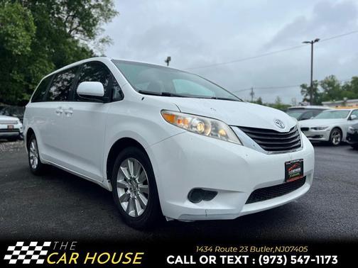 2011 Toyota Sienna LE