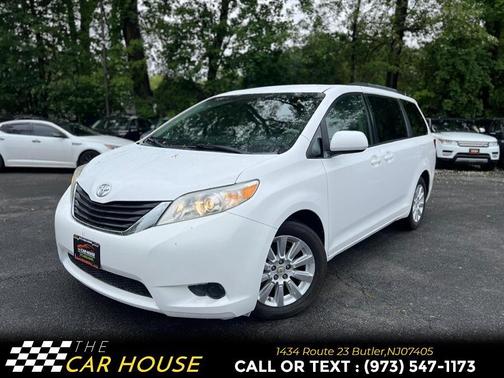 2011 Toyota Sienna LE