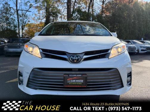 2019 Toyota Sienna XLE