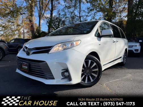2019 Toyota Sienna XLE