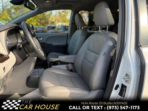 2019 Toyota Sienna XLE