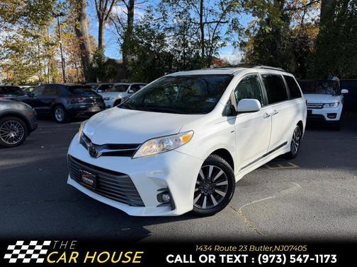 2019 Toyota Sienna XLE