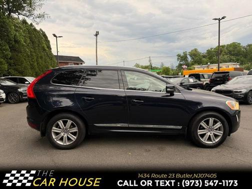 Magic Blue Metallic 2016 Volvo XC60 T5 Premier