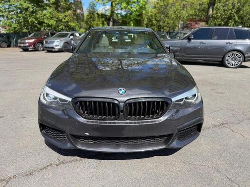 Gray 2020 BMW 530 i xDrive