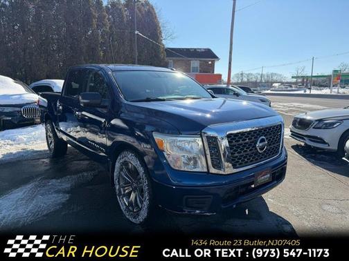 2019 Nissan Titan SV