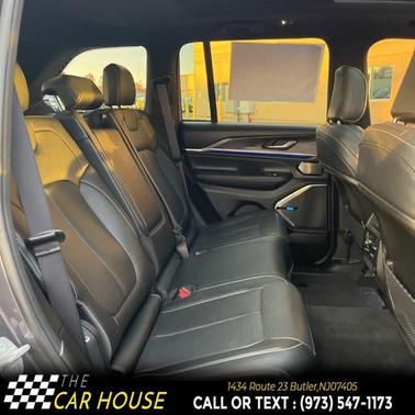 2022 Jeep Grand Cherokee Overland