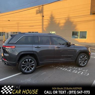 2022 Jeep Grand Cherokee Overland
