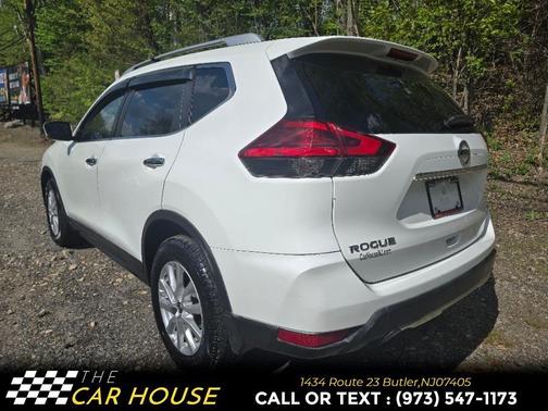 2017 Nissan Rogue SV