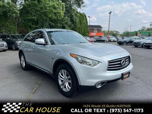 2016 INFINITI QX70 Base