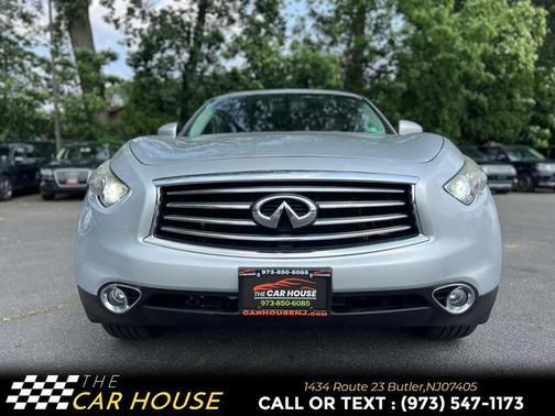 2016 INFINITI QX70 Base