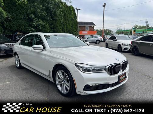 2016 BMW 750 i xDrive