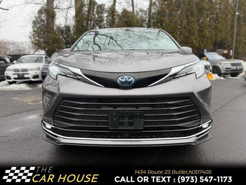 2022 Toyota Sienna XLE