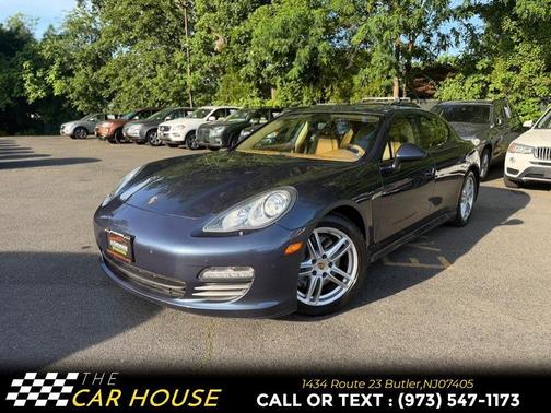 Blue 2011 Porsche Panamera 4