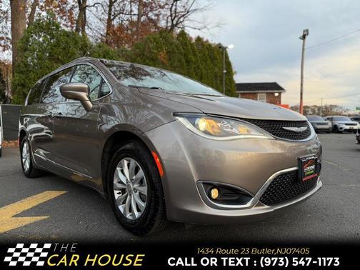 2018 Chrysler Pacifica Touring-L