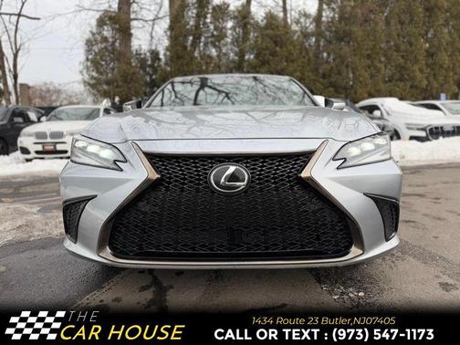 2023 Lexus ES 300h Base