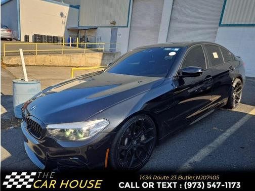 Black 2019 BMW 540 i