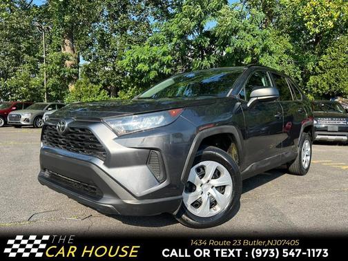 2020 Toyota RAV4 LE