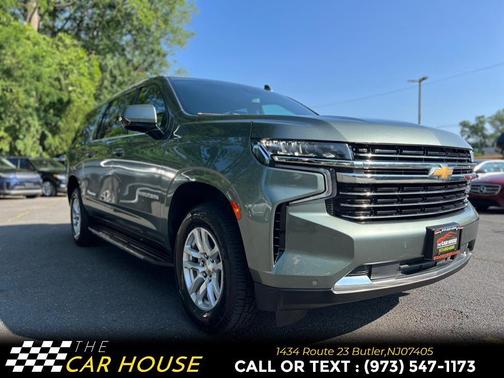 2023 Chevrolet Suburban LT