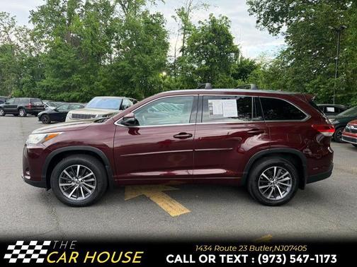 Red 2018 Toyota Highlander XLE