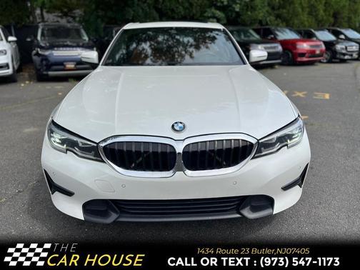 2019 BMW 330 i xDrive