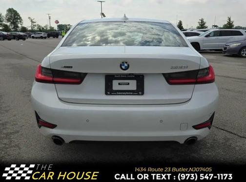 2019 BMW 330 i xDrive