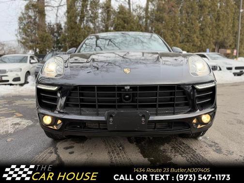 2017 Porsche Macan Base