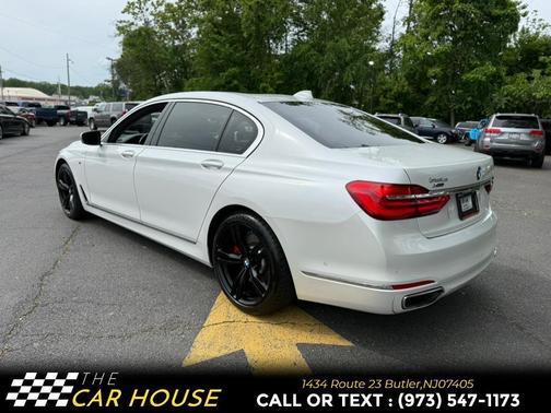 2016 BMW 750 i xDrive