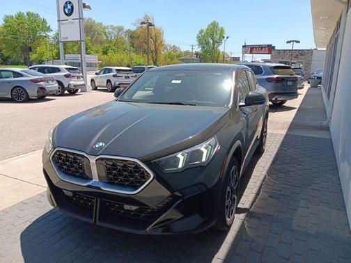 2025 BMW X2 xDrive28i