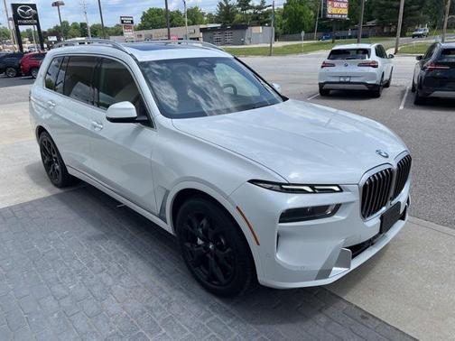 2024 BMW X7 xDrive40i