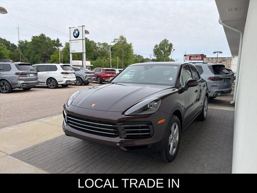 Mahogany Metallic 2019 Porsche Cayenne Cayenne