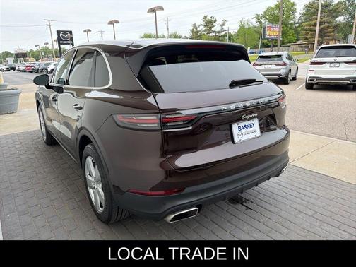 Mahogany Metallic 2019 Porsche Cayenne Cayenne