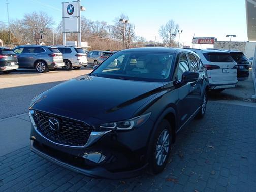 2023 Mazda CX-5 2.5 S Preferred Package