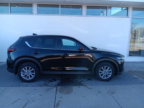 2023 Mazda CX-5 2.5 S Preferred Package