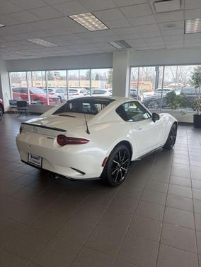 2025 Mazda MX-5 Miata RF Grand Touring