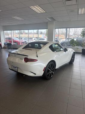 2025 Mazda MX-5 Miata RF Grand Touring