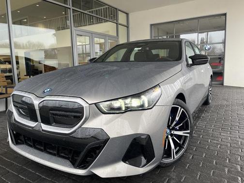 2024 BMW i5 M60