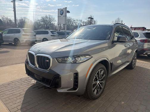 2026 BMW X5 M60i