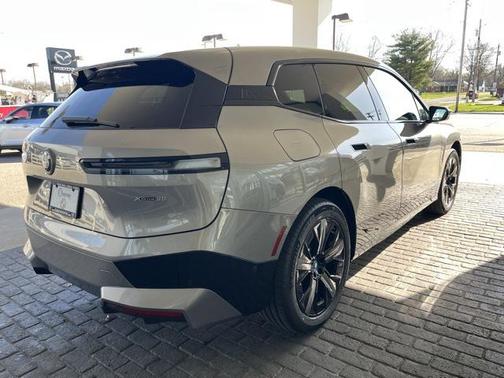 2024 BMW iX xDrive50